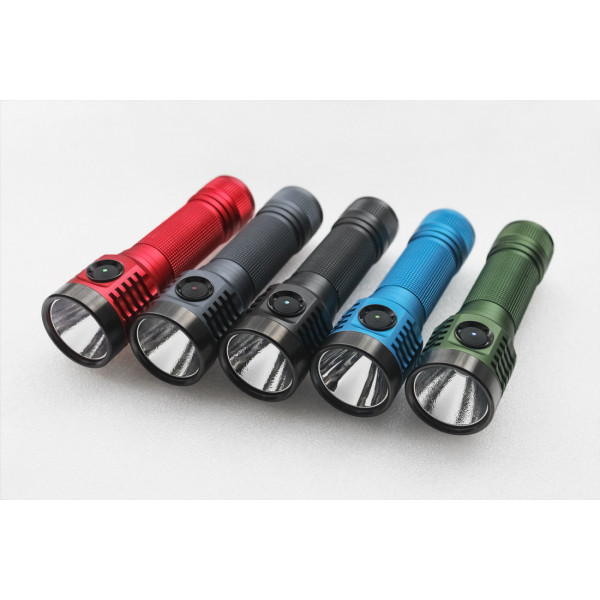 Emisar D1K 21700 mini pocket thrower with black parts