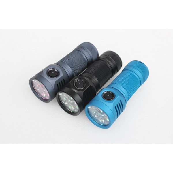 New Emisar D4S V2 with Tint ramping & Instant channel switching with black parts