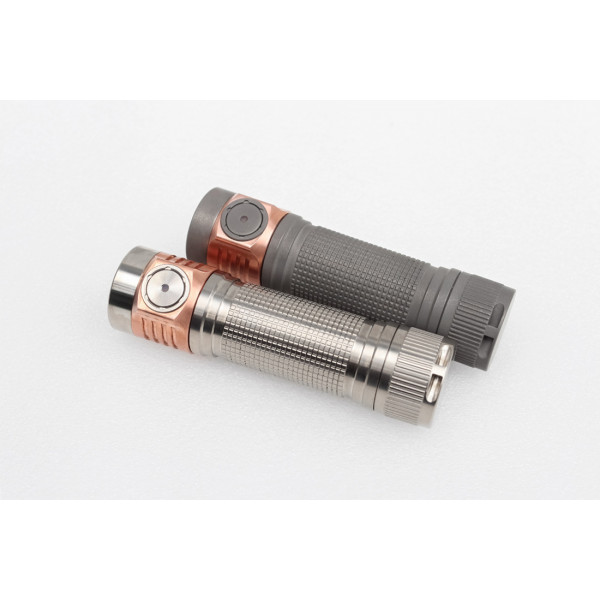 Dual Channel D4KTI 21700 High Power EDC Flashlight